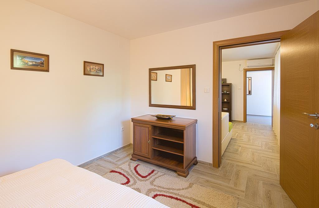 Apartment Mistovic كوتور المظهر الخارجي الصورة