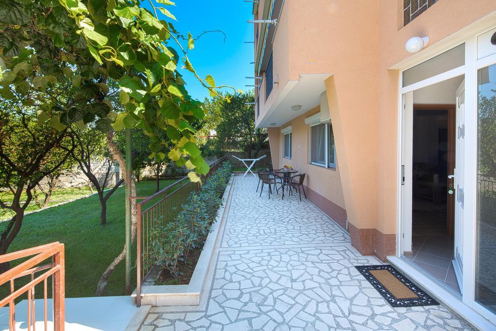 Apartment Mistovic كوتور المظهر الخارجي الصورة