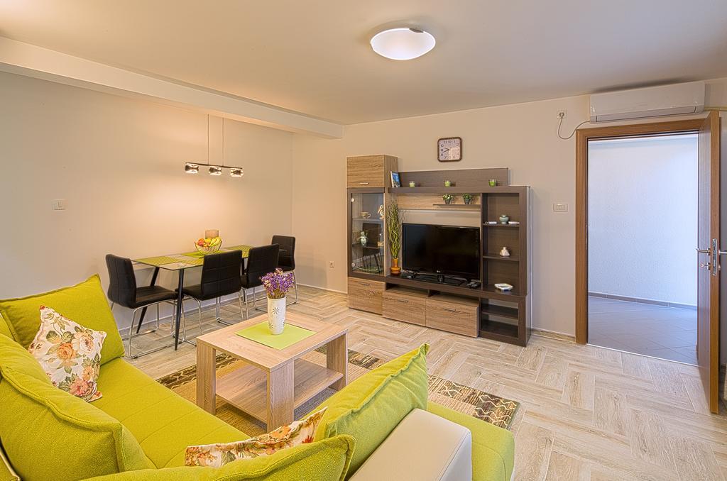 Apartment Mistovic كوتور المظهر الخارجي الصورة